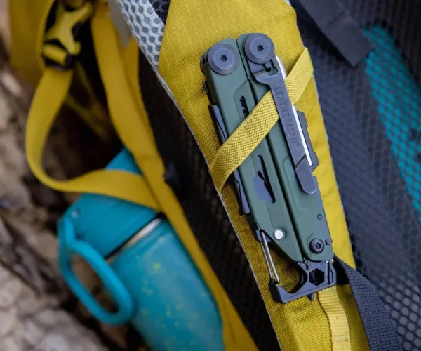 Outil multi fonction Leatherman Signal 0