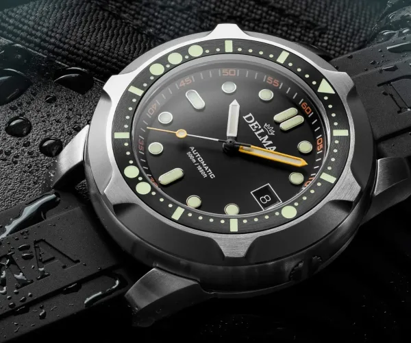 Montre plongee delma quattro 2