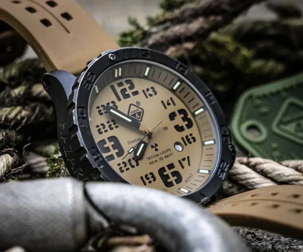 Montre plongee hazard 4 hwd gmt 1