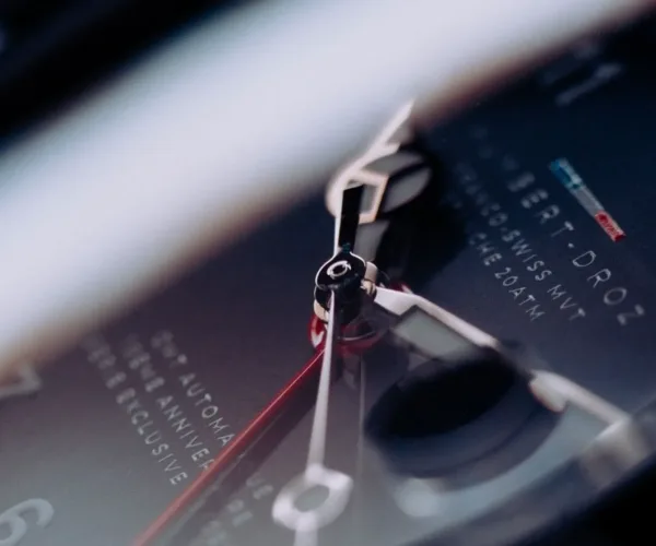 Montre plongee humbert droz hd9 gmt 1
