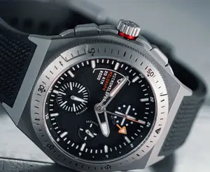 Montre militaire Micromilspec Milgraph GMT Chronograph 00