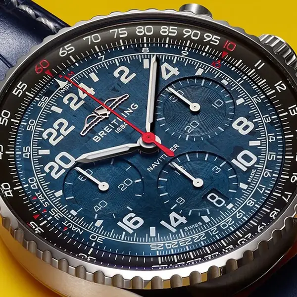 Montre aviateur Breitling Navitimer B02 Chronograph 41 Cosmonaute ARTEMIS II 0