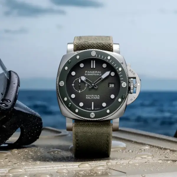 Montre militaire Panerai Submersible Marina Militare PAM01697 0