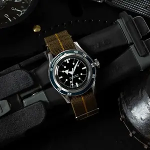 Montre Force Speciales Serica 5303 PLD Amagnetic Diving Chronometer 0