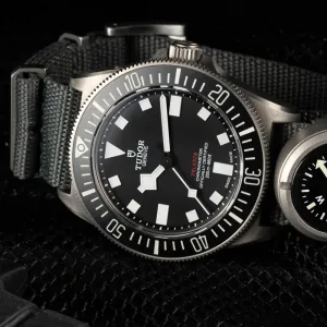 Montre boussolle Watches of Espionage 0