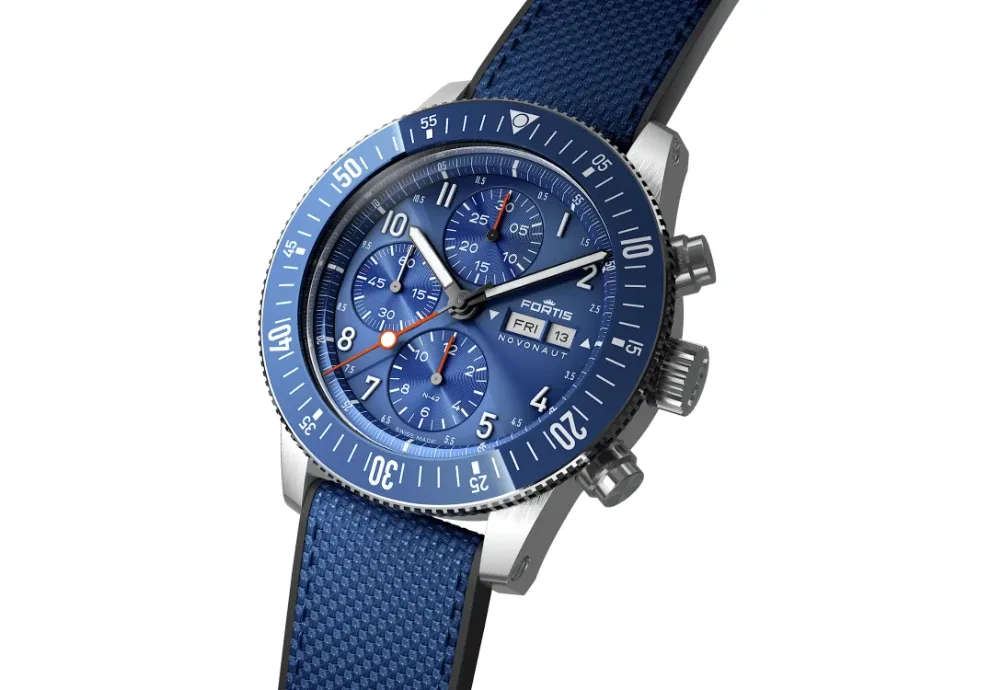 Montre Fortis Novonaut N-42 36