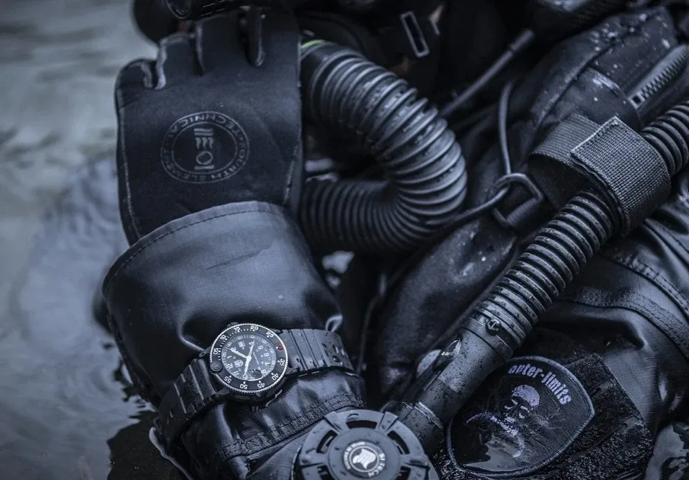 Montre forces speciales luminox original navy seal heritage 13