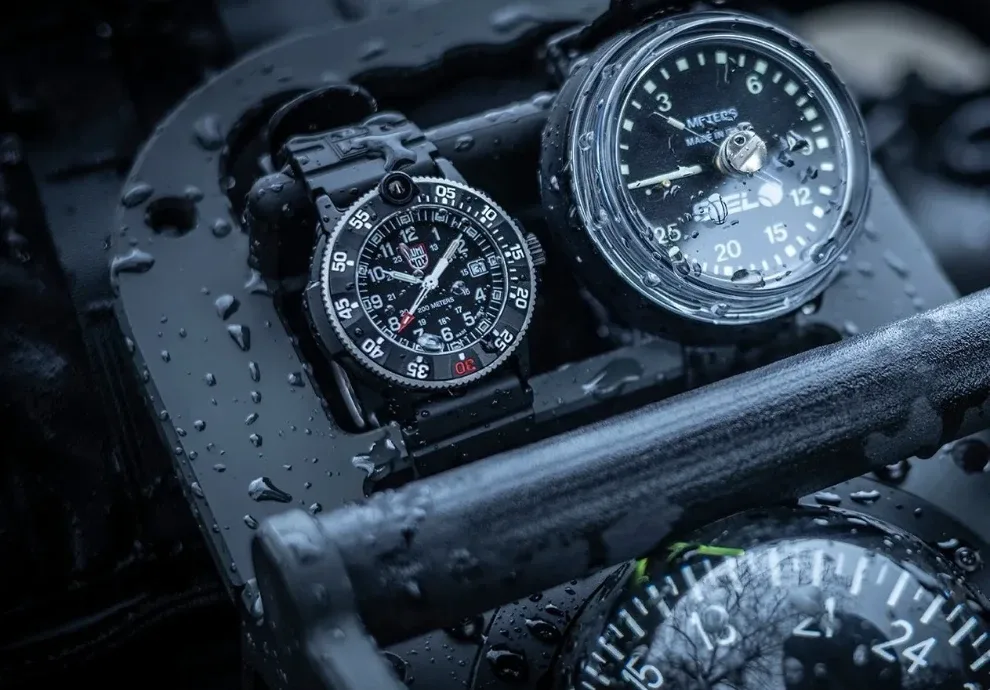 Montre forces speciales luminox original navy seal heritage 16