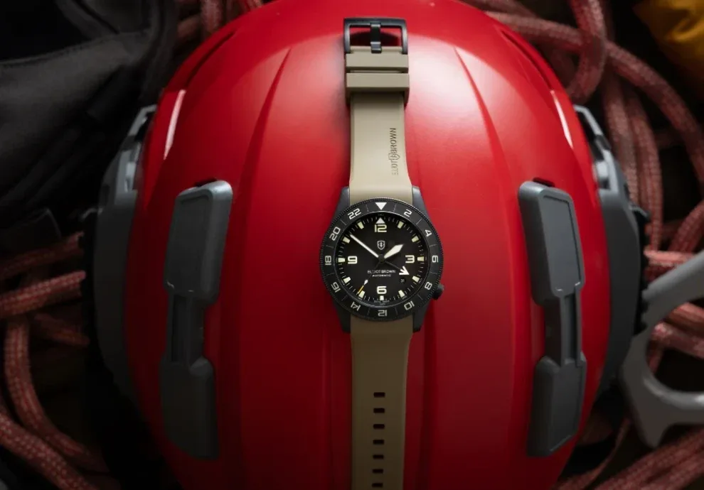 Montre Elliot Brown Holton Auto GMT 14