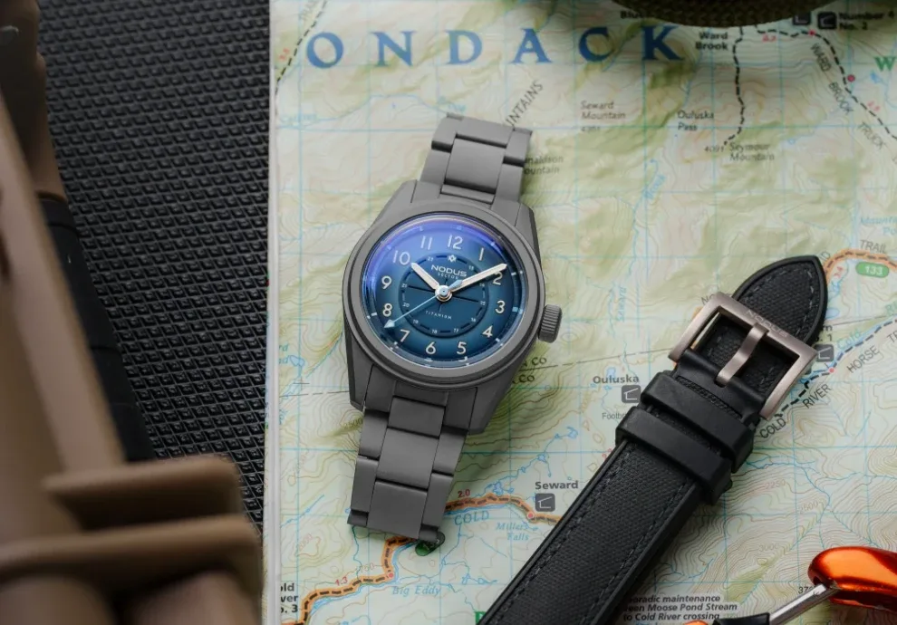 Montre militaire nodus sector ii field titanium 16