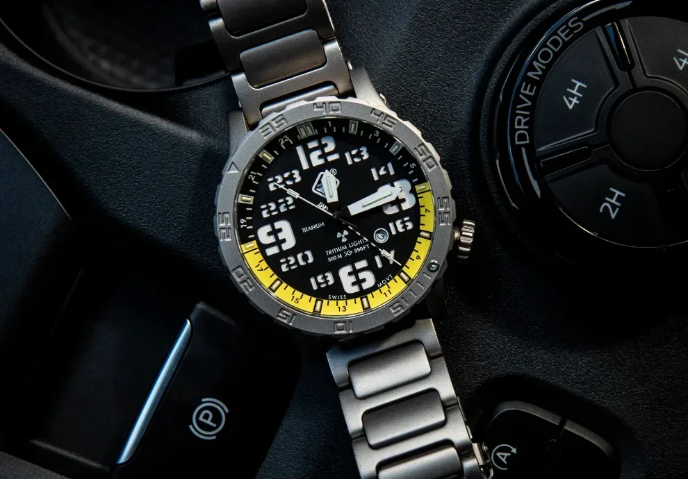 Montre Hazard 4 HWD GMT 12