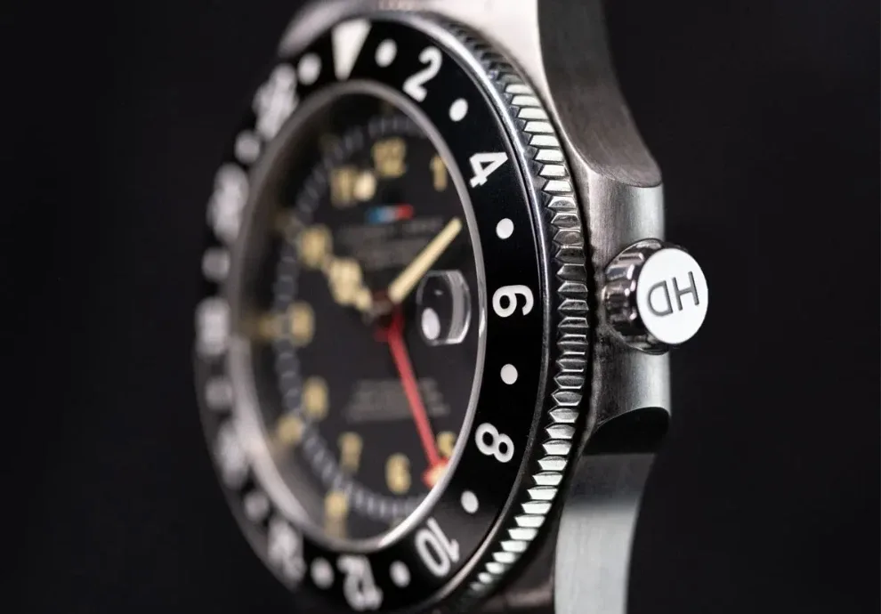 Montre plongee humbert droz hd9 gmt 29