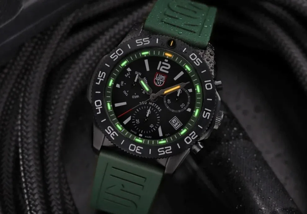 Montre Luminox Pacific Diver Chronograph 8