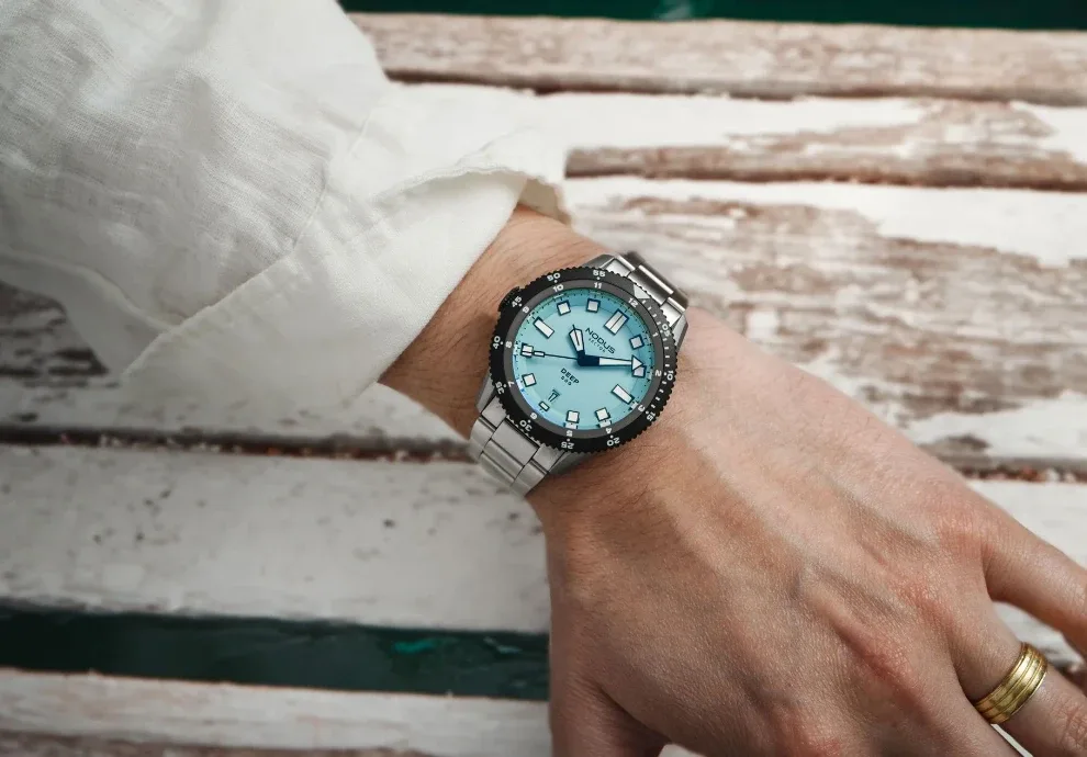 Montre Nodus Sector Deep Destro 10