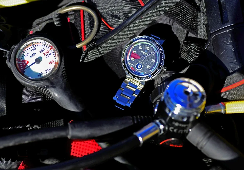 Montre plongee reservoir hydrosphere blackfin 11