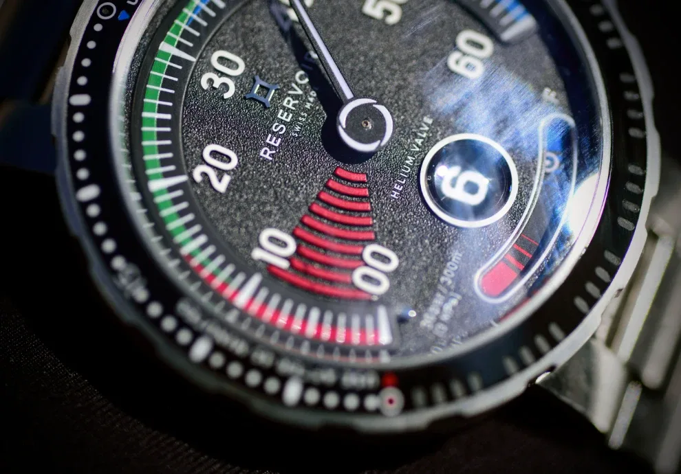Montre plongee reservoir hydrosphere blackfin 9