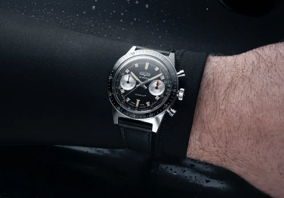 https://montre-plongee-militaire.com/assets/uploads/montre-vulcain-skindiver-chronograph-8.webp